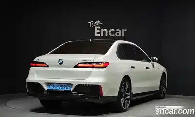 BMW i7 2023 0.3 гидро в Москве № 968262, миниатюра 2