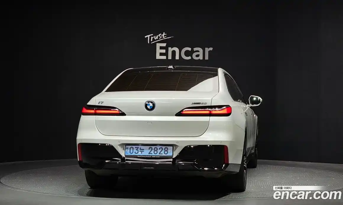 BMW i7 2023 0.3 гидро в Москве № 968262, фото 4