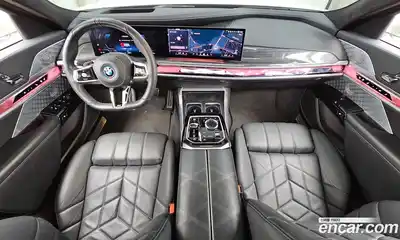 BMW i7 2023 0.3 гидро в Москве № 968262, миниатюра 7