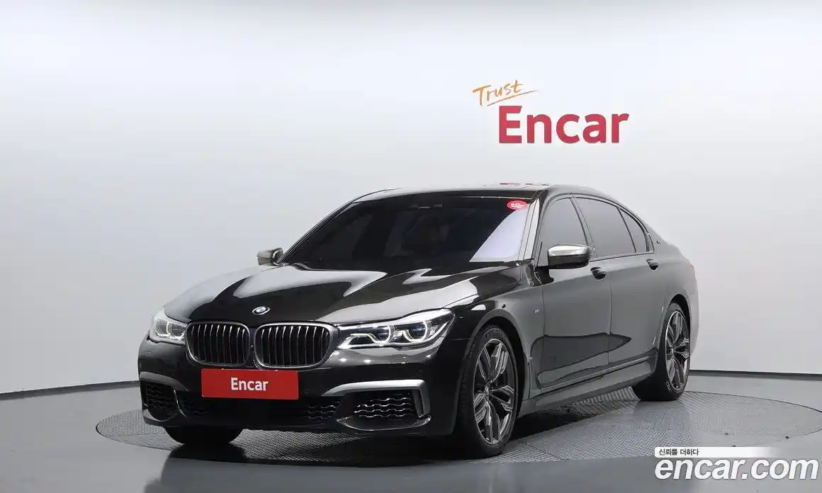 BMW 7-Series 2017 6.6 Автомат в Москве № 968892, фото 1