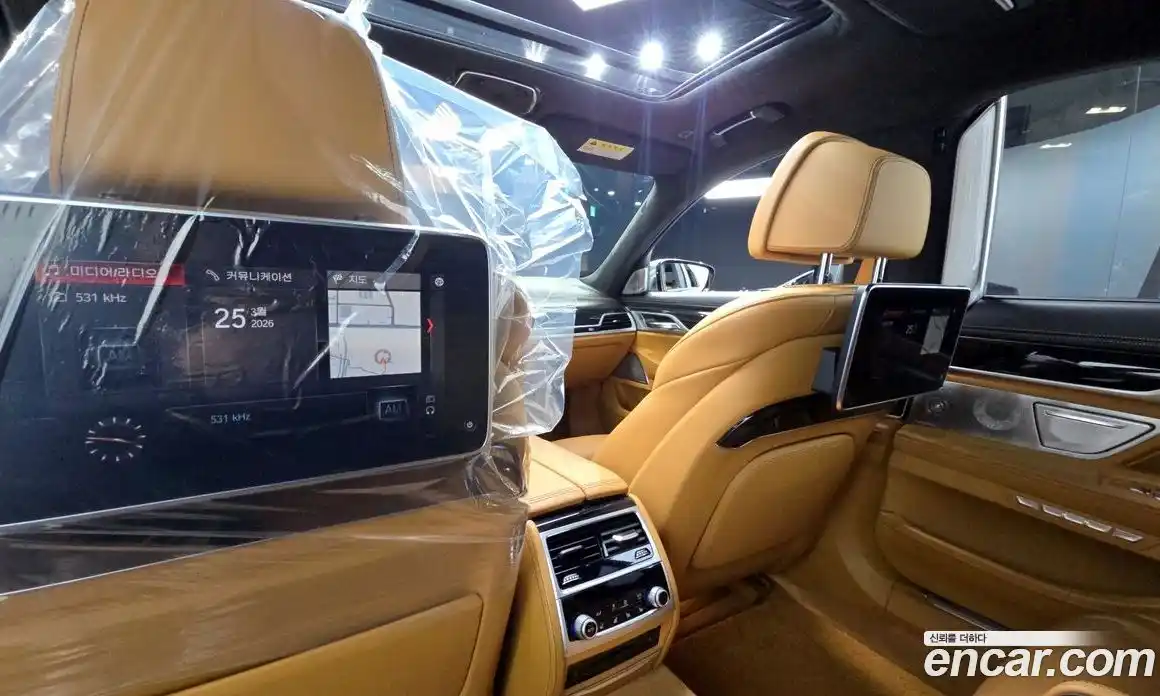 BMW 7-Series 2017 6.6 Автомат в Москве № 968892, фото 18