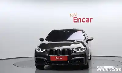 BMW 7-Series 2017 6.6 Автомат в Москве № 968892, миниатюра 3