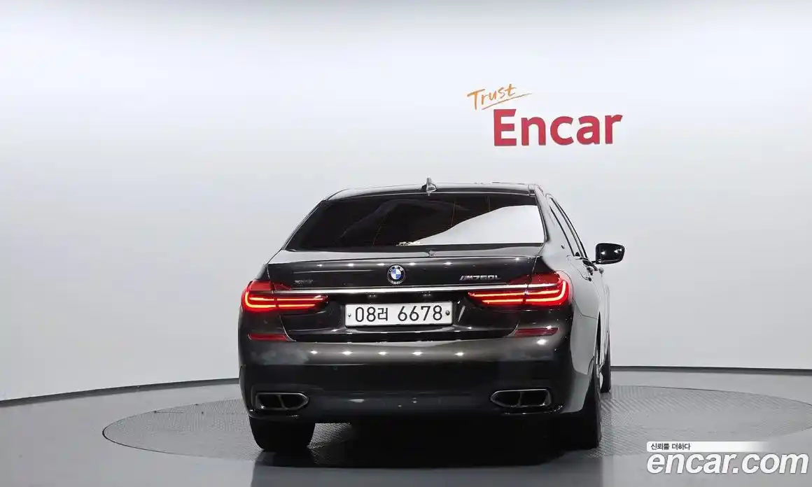 BMW 7-Series 2017 6.6 Автомат в Москве № 968892, фото 4