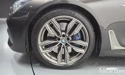 BMW 7-Series 2017 6.6 Автомат в Москве № 968892, миниатюра 5