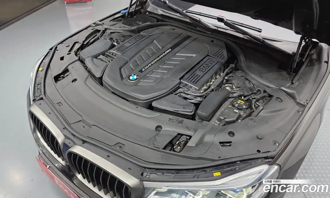 BMW 7-Series 2017 6.6 Автомат в Москве № 968892, фото 6