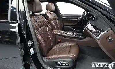 BMW 7-Series 2021 3.0 Автомат в Москве № 968938, миниатюра 10