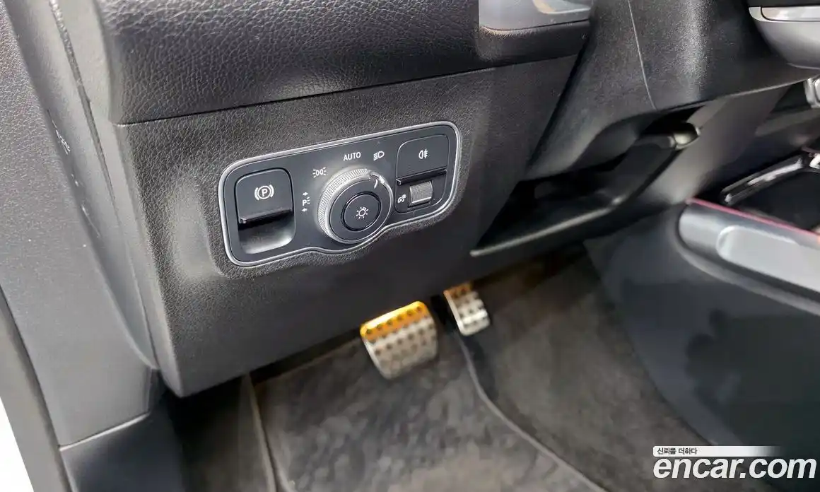 Mercedes-Benz GLB-Class 2022 2.0 гидро в Москве № 969318, фото 16