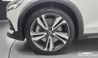 Volvo V60 2020 2.0 гидро в Москве № 972430, миниатюра 5