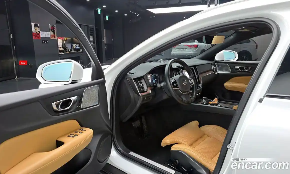 Volvo V60 2020 2.0 гидро в Москве № 972430, фото 10