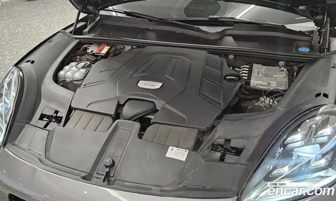 Porsche Cayenne 2019 3.0 гидро в Москве № 974757, фото 6