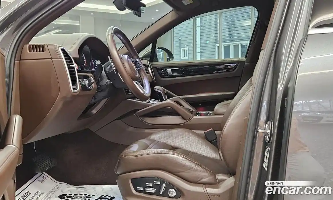 Porsche Cayenne 2019 3.0 гидро в Москве № 974757, фото 10