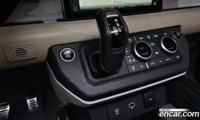 Land Rover Defender 2022 3.0 гидро в Москве № 975297, миниатюра 9
