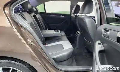Volkswagen Jetta 2015 2.0 гидро в Москве № 976074, миниатюра 12