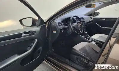 Volkswagen Jetta 2015 2.0 гидро в Москве № 976074, миниатюра 10