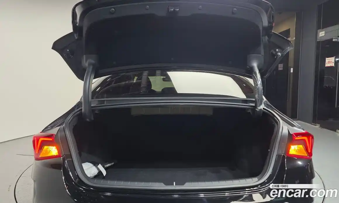 Kia K5 2023 2.0 Автомат в Москве № 1002761, фото 20