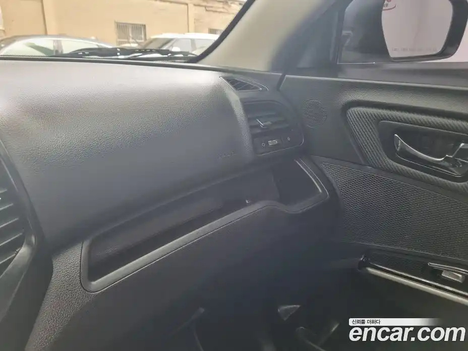 SsangYong TIBOLI 2018 1.6 Автомат в Москве № 1003513, фото 14