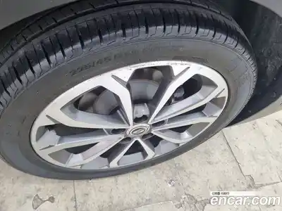 SsangYong TIBOLI 2018 1.6 Автомат в Москве № 1003513, миниатюра 7