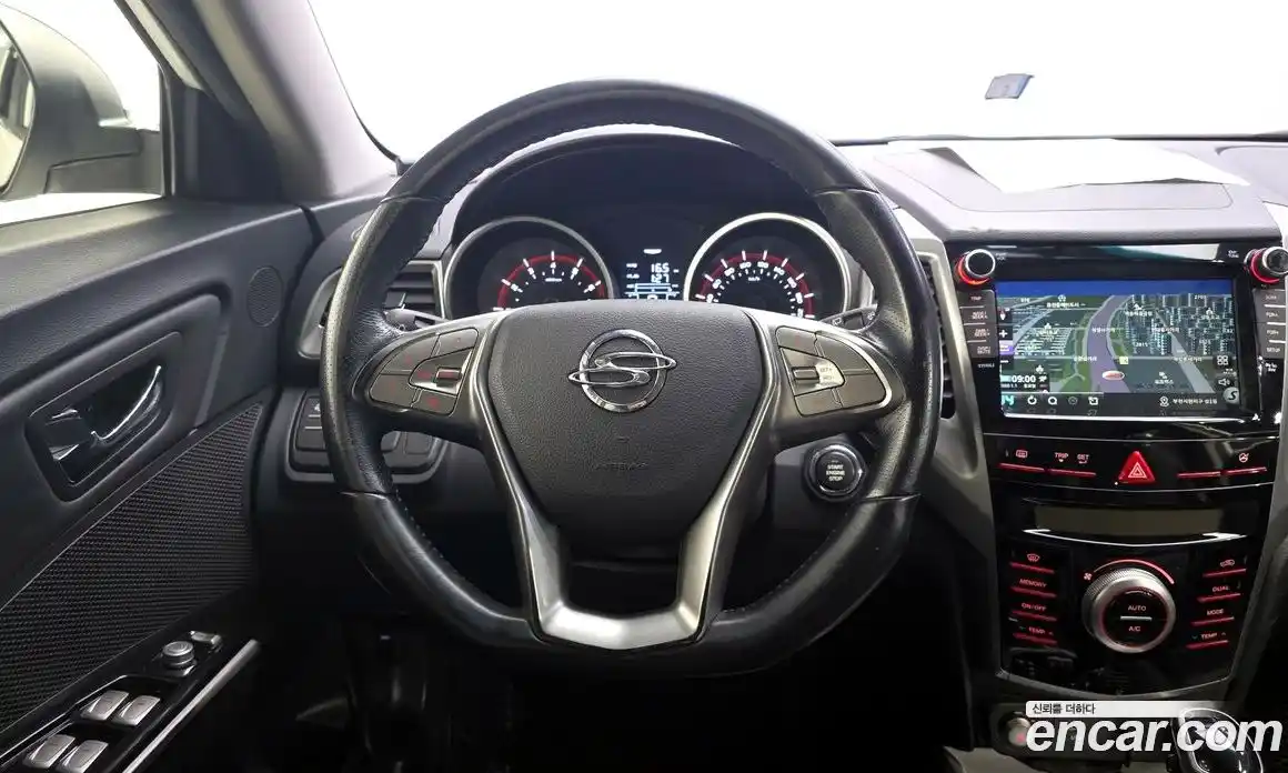 SsangYong TIBOLI 2015 1.6 гидро в Москве № 1003524, фото 13