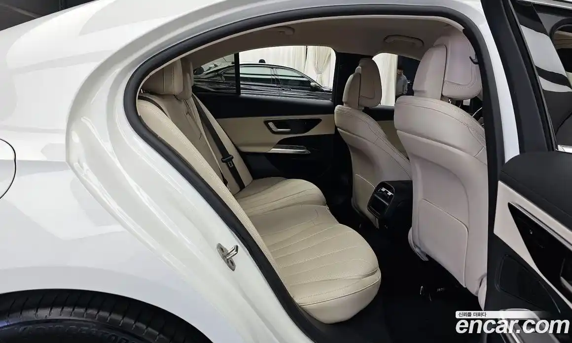 Mercedes-Benz E-Class 2024 2.0 гидро в Москве № 1005046, фото 12