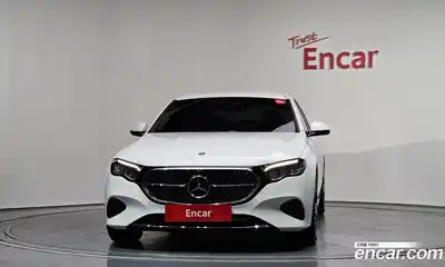 Mercedes-Benz E-Class 2024 2.0 гидро в Москве № 1005046, миниатюра 3