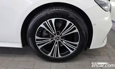 Mercedes-Benz E-Class 2024 2.0 гидро в Москве № 1005046, миниатюра 5