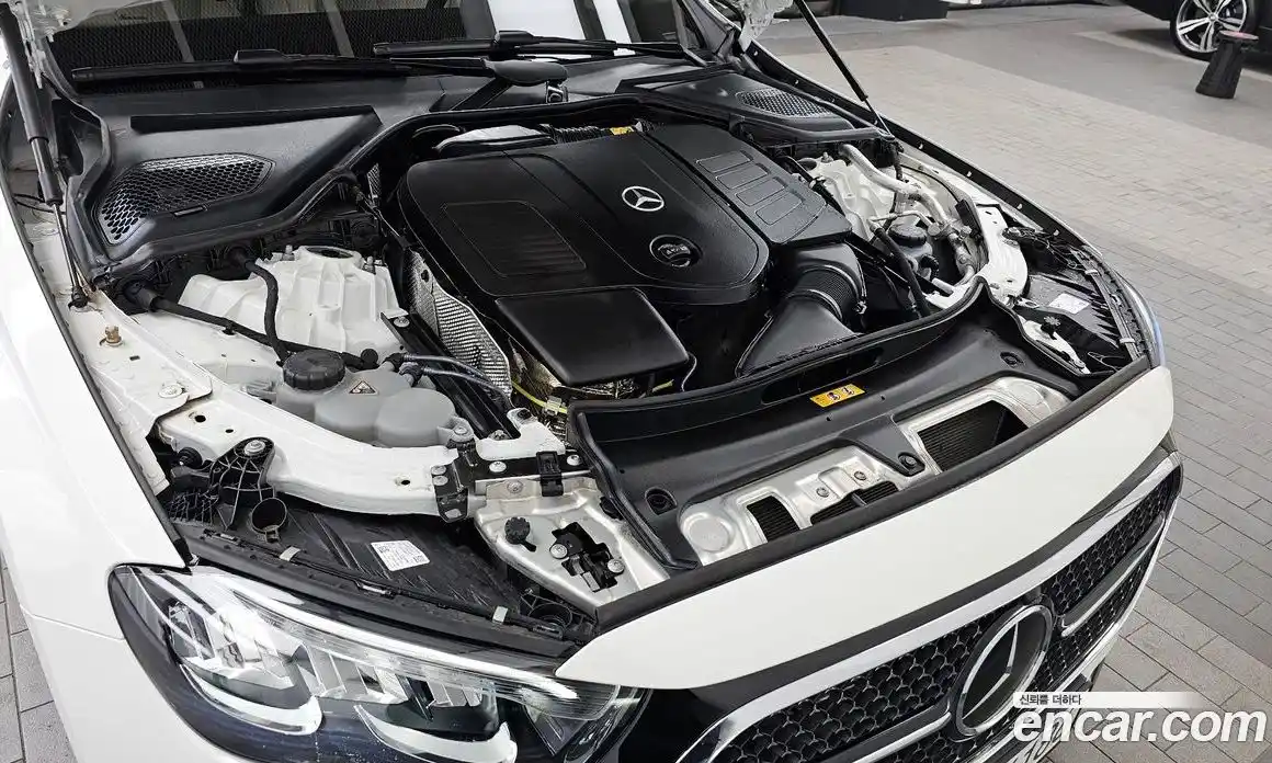 Mercedes-Benz E-Class 2024 2.0 гидро в Москве № 1005046, фото 6