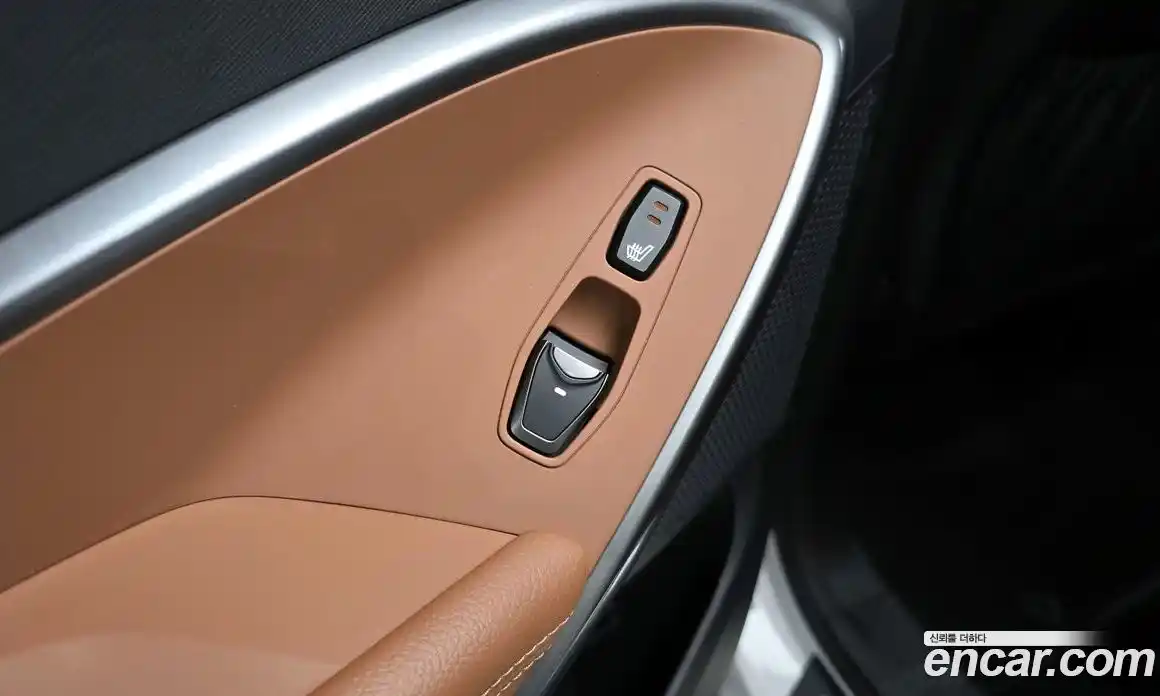 Hyundai Santa Fe 2016 2.0 Автомат в Москве № 1007545, фото 19