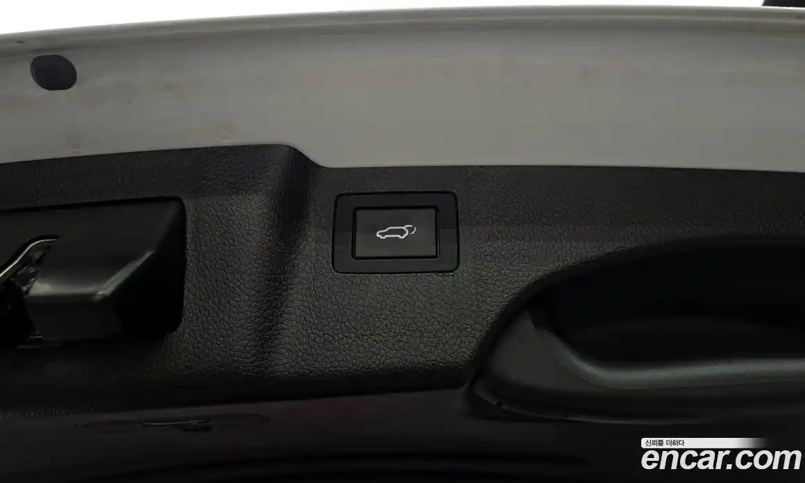 Hyundai Santa Fe 2016 2.0 Автомат в Москве № 1007545, фото 20