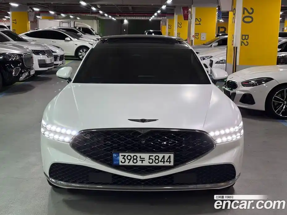 Genesis G90 2022 3.5 Автомат в Москве № 1010055, фото 2