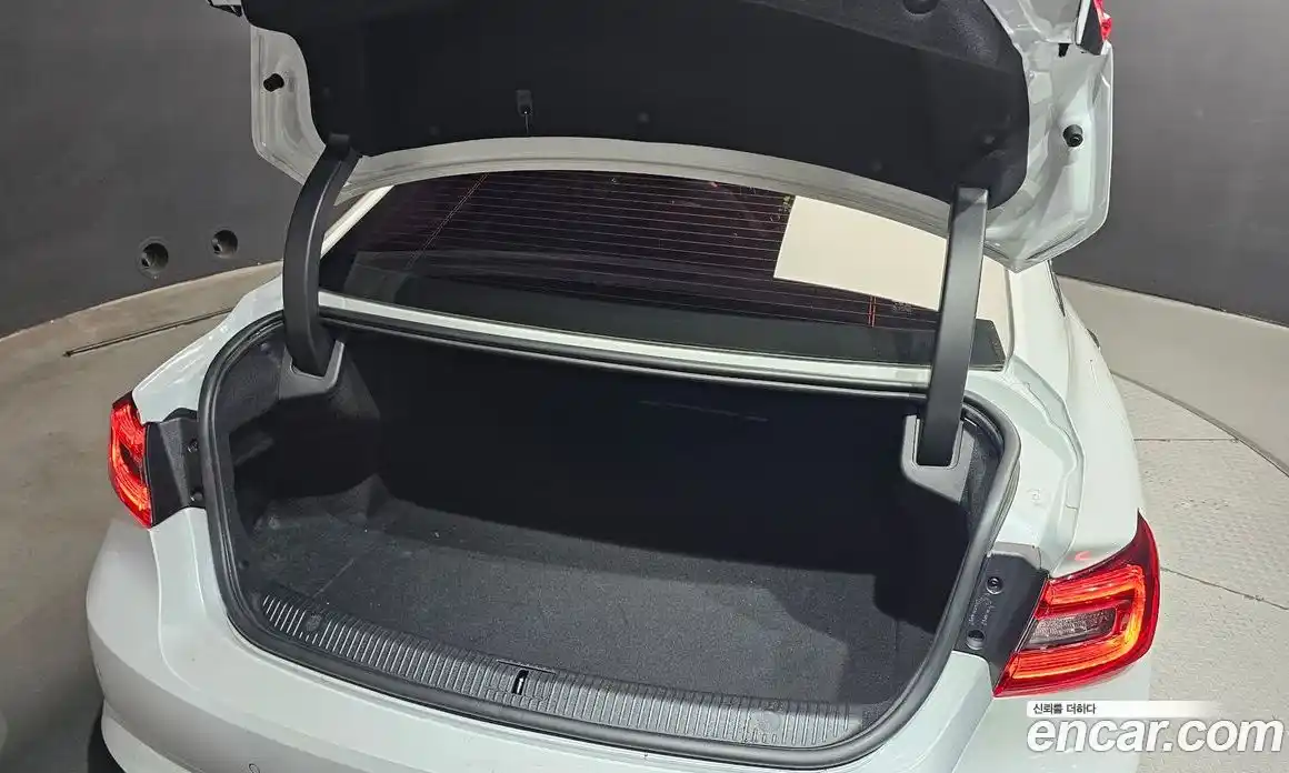 Renault SM6 2017 1.6 Автомат в Москве № 1013188, фото 20