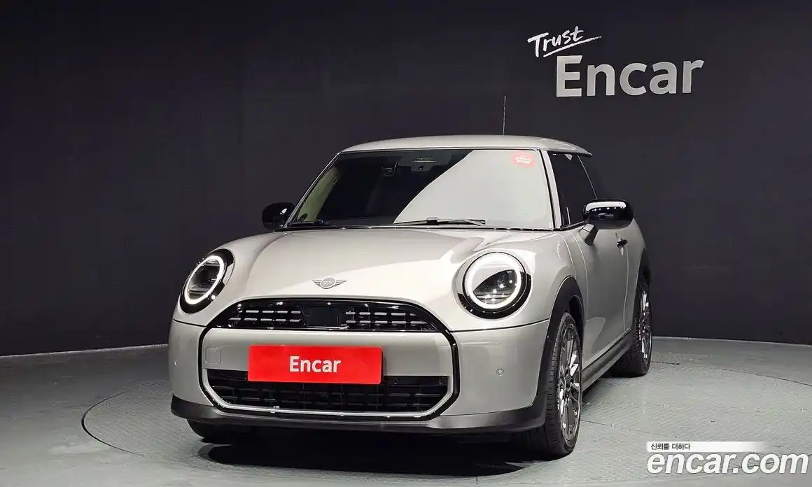 Mini Cooper 2024 2.0 гидро в Москве, фото 3