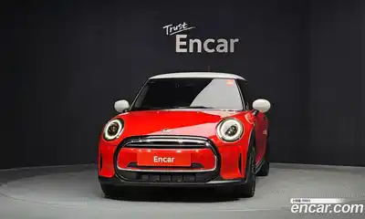 Mini Cooper 2023 1.5 гидро в Москве № 1013661, миниатюра 3