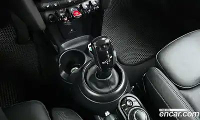 Mini Cooper 2023 1.5 гидро в Москве № 1013661, миниатюра 9