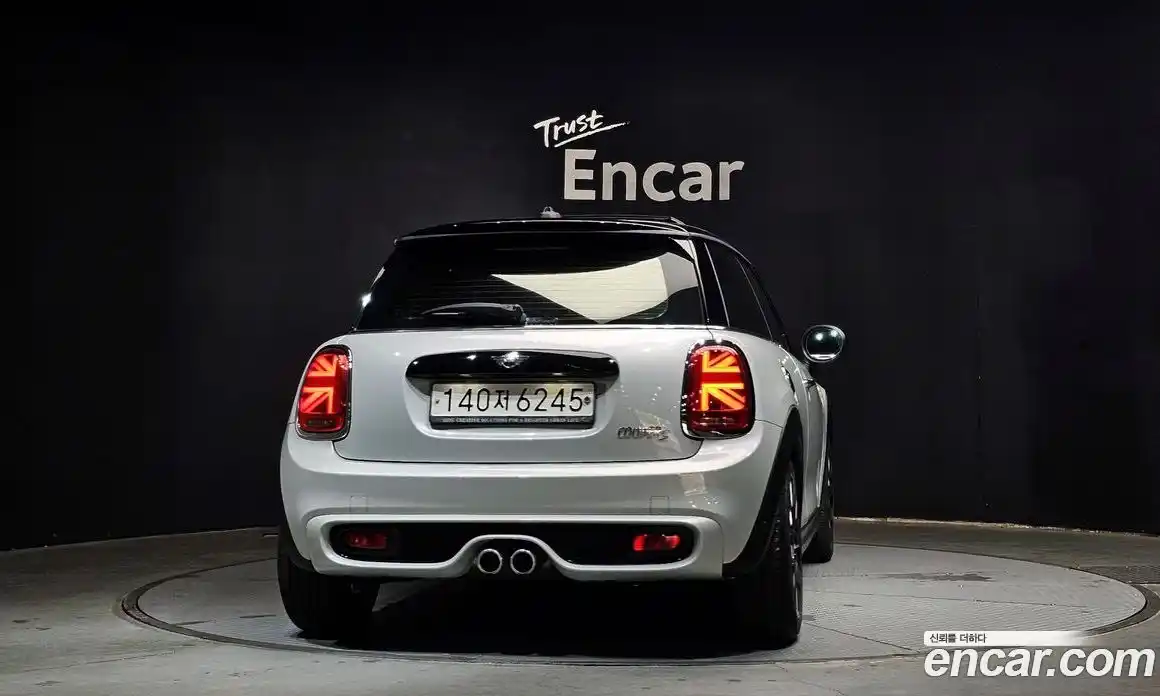 Mini Cooper 2019 2.0 гидро в Москве № 1013700, фото 4