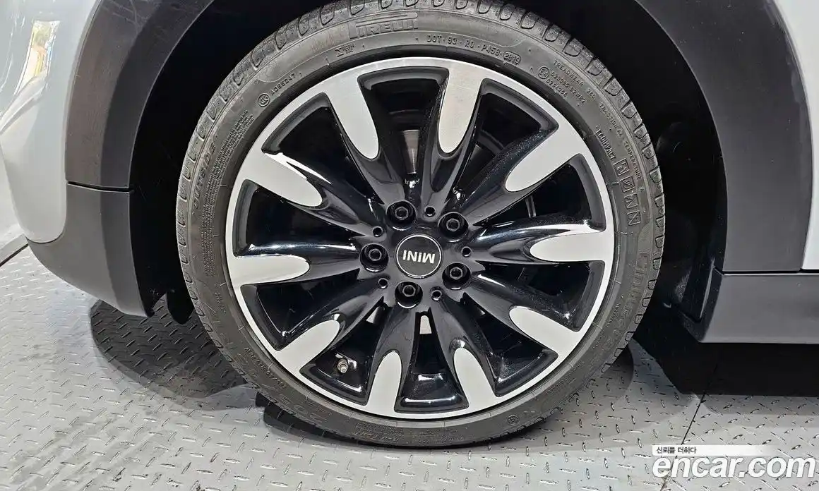 Mini Cooper 2019 2.0 гидро в Москве № 1013700, фото 5