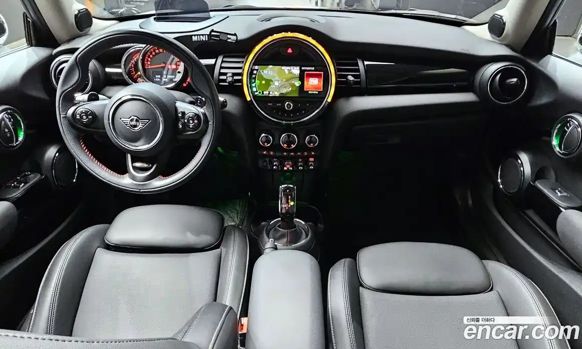 Mini Cooper 2019 2.0 гидро в Москве № 1013700, фото 7