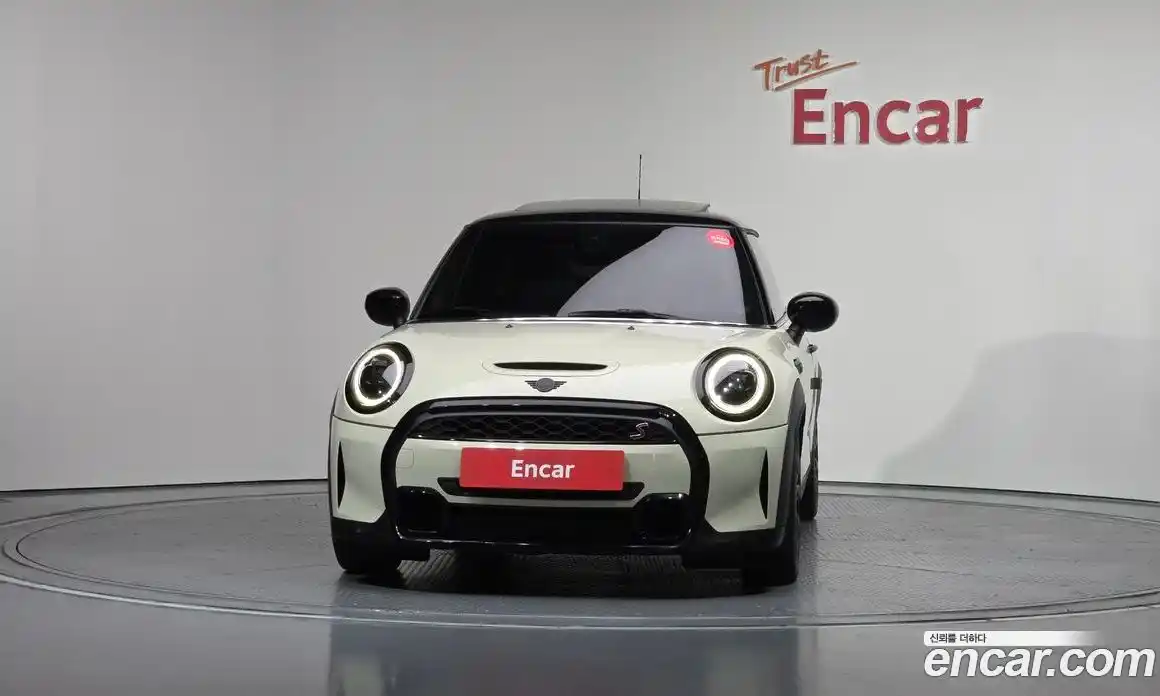 Mini Cooper 2021 2.0 гидро в Москве № 1013883, фото 3