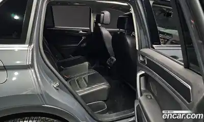 Volkswagen Tiguan 2024 2.0 гидро в Москве № 1014491, миниатюра 11