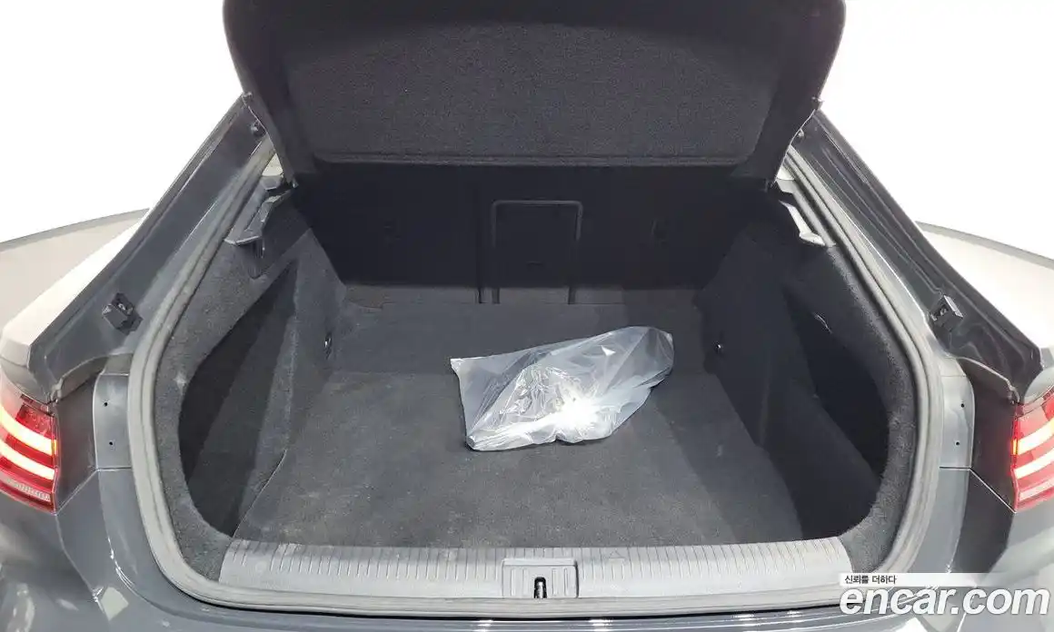 Volkswagen Arteon 2019 2.0 гидро в Москве № 1014604, фото 20