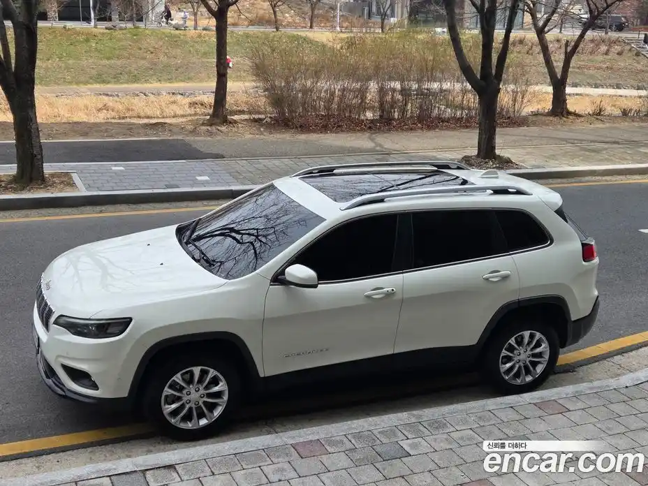 Jeep Cherokee 2018 2.4 гидро в Москве № 1015139, фото 13