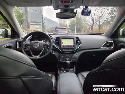 Jeep Cherokee 2018 2.4 гидро в Москве № 1015139, миниатюра 7
