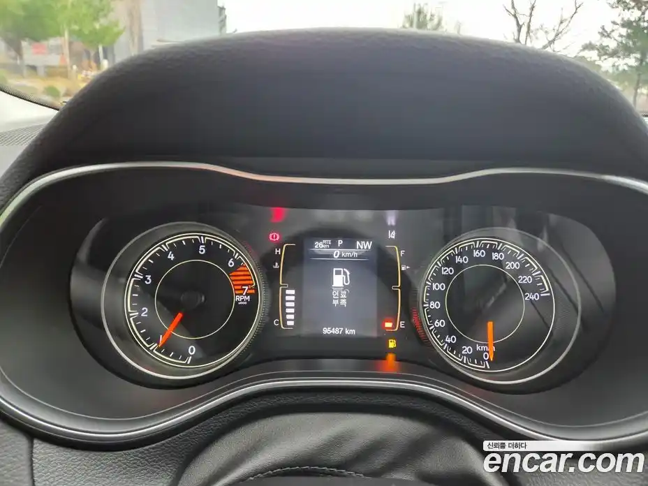 Jeep Cherokee 2018 2.4 гидро в Москве № 1015139, фото 8