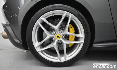 Ferrari Roma 2021 3.9 гидро в Москве № 1015902, миниатюра 5