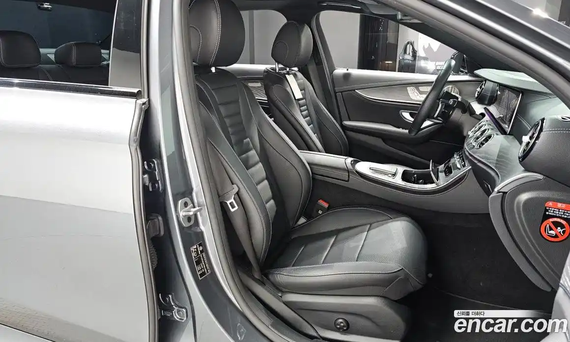 Mercedes-Benz E-Class 2023 2.0 гидро в Москве № 139258, фото 9