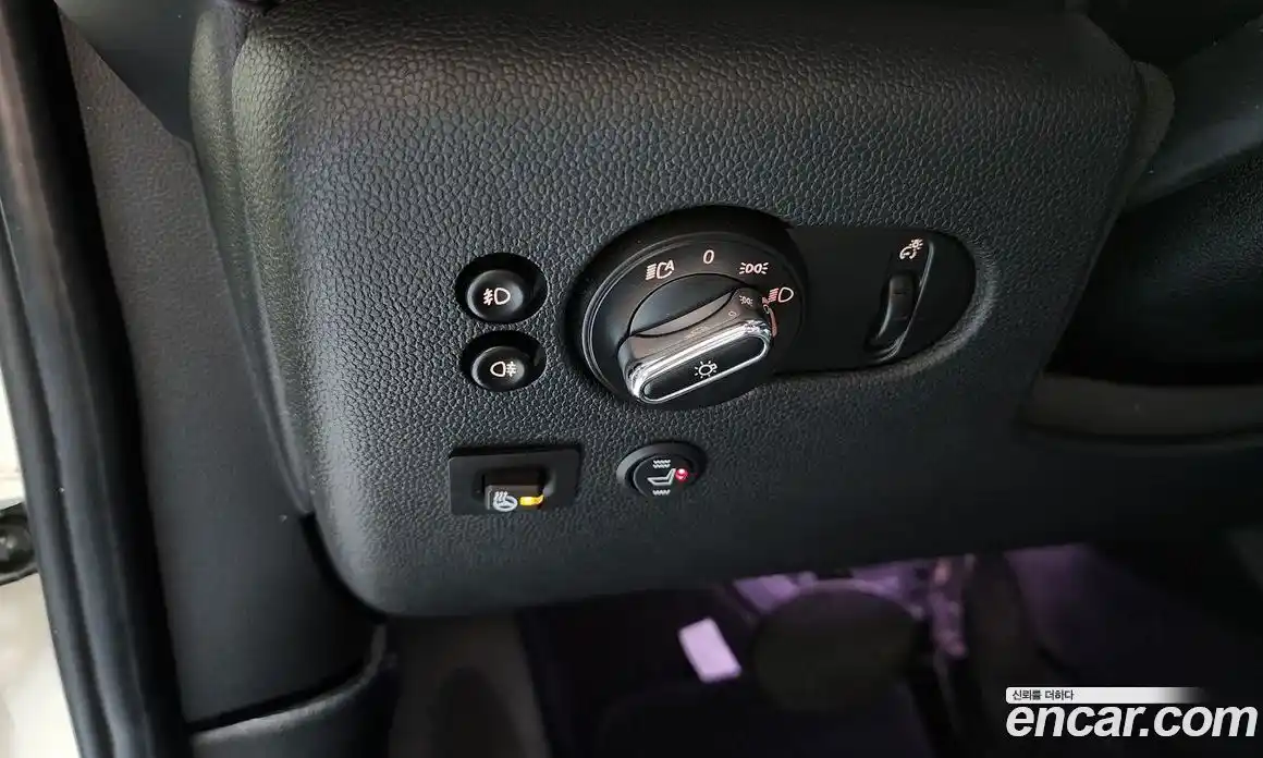 Mini Cooper 2018 1.5 гидро в Москве № 153960, фото 17