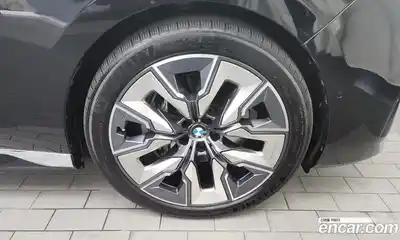 BMW i7 2023 0.3 гидро в Москве № 156159, миниатюра 5