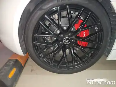 Audi R8 2017 5.2 гидро в Москве № 157716, миниатюра 12