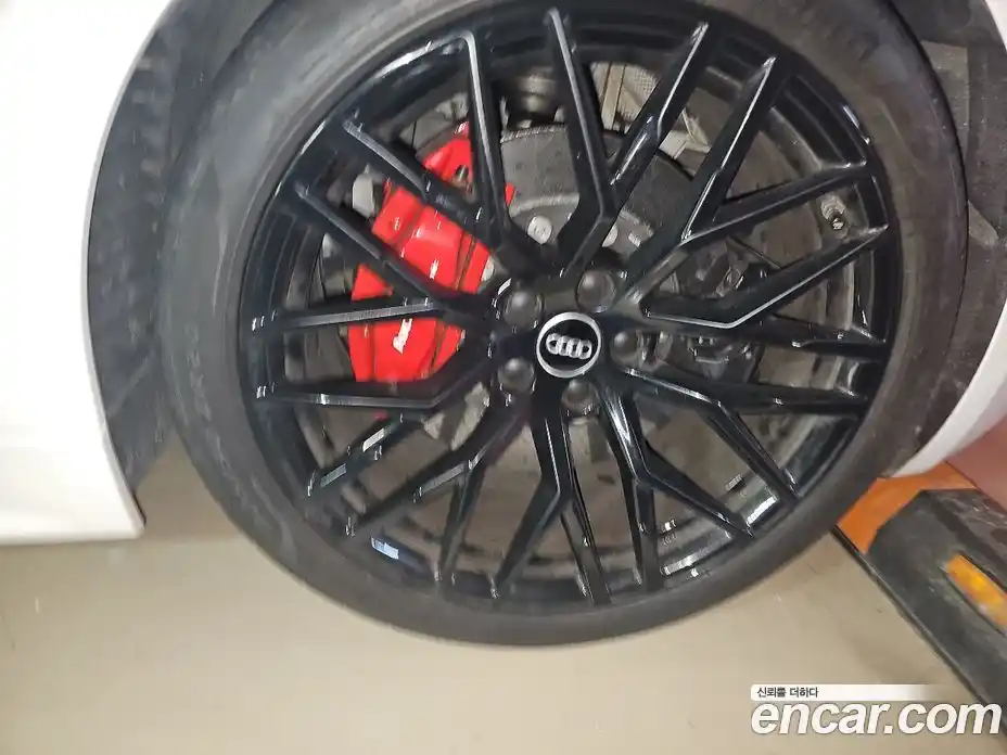 Audi R8 2017 5.2 гидро в Москве № 157716, фото 10
