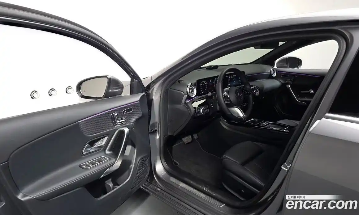 Mercedes-Benz A-Class 2024 2.0 гидро в Москве № 160088, фото 11