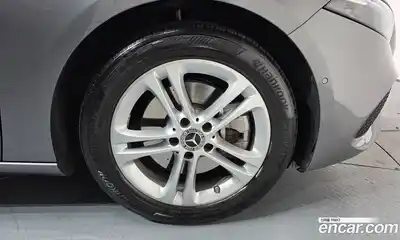 Mercedes-Benz A-Class 2024 2.0 гидро в Москве № 160088, миниатюра 4